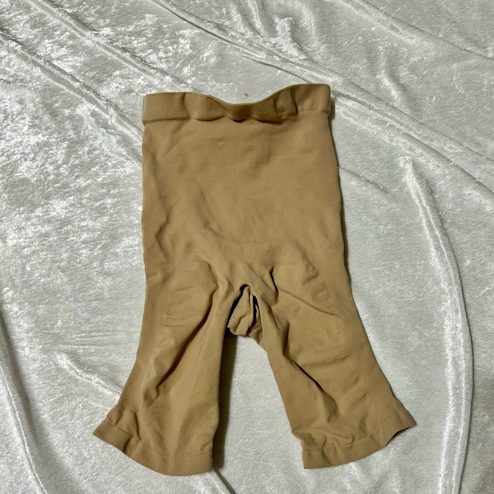 Skims seamless sculpt high waisted booty lift short 2Xl/3Xl